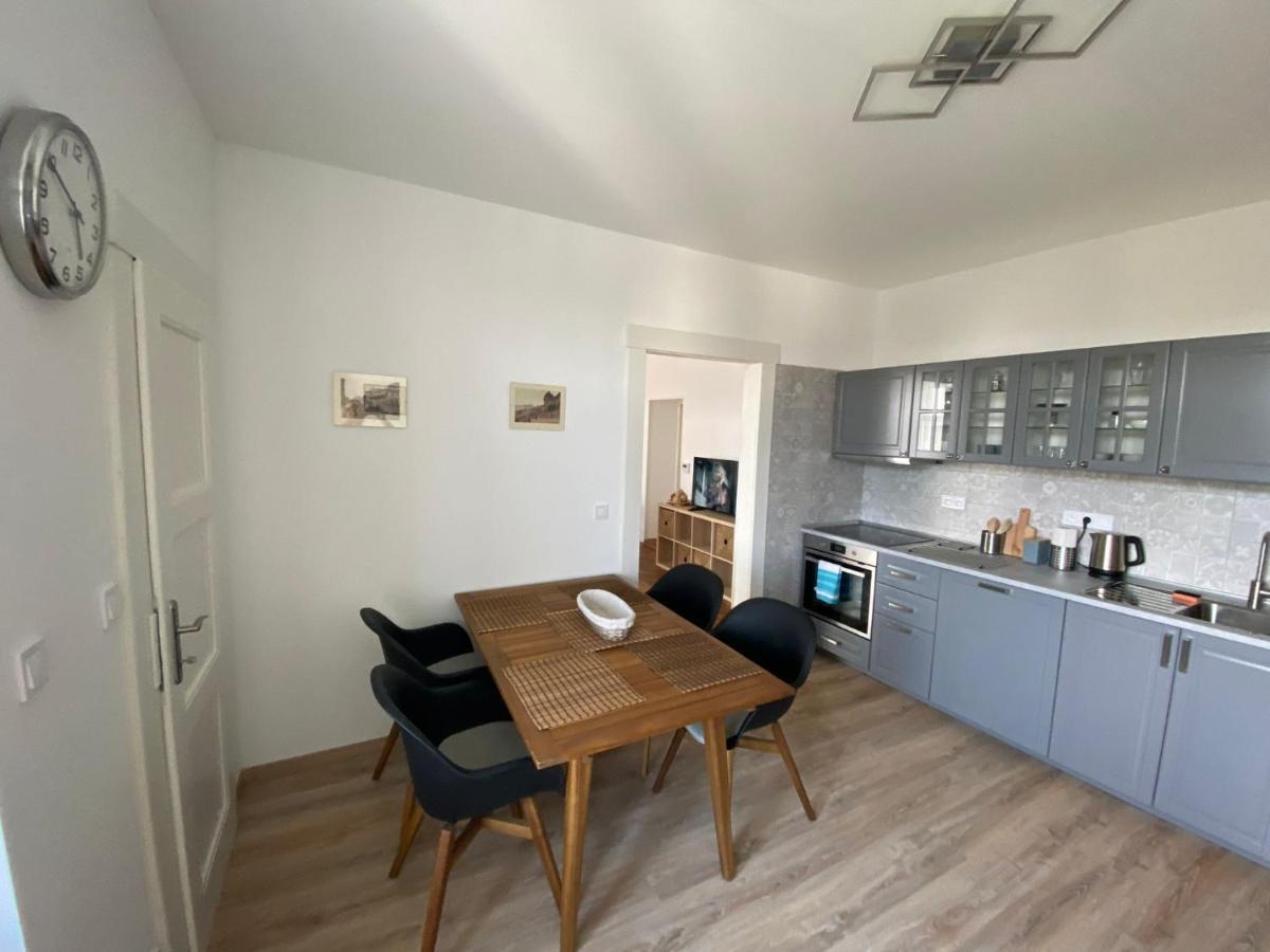 Apartman Xaveriova Прага Экстерьер фото